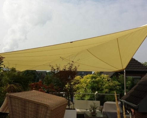 Sonnensege_dachterrasse_Sonderkonsolen-851b9cd7