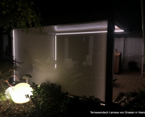 Zipscreens_unter_lamellendach-1ef58720