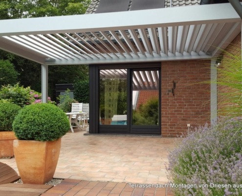 terrassenberdachung__wind_und_regenschutz_lamellendach_zipmarkisen-204fce9e